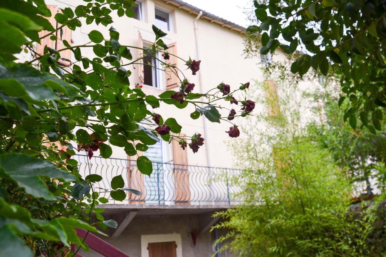 Gites De La Soulondre Lodeve Exterior photo
