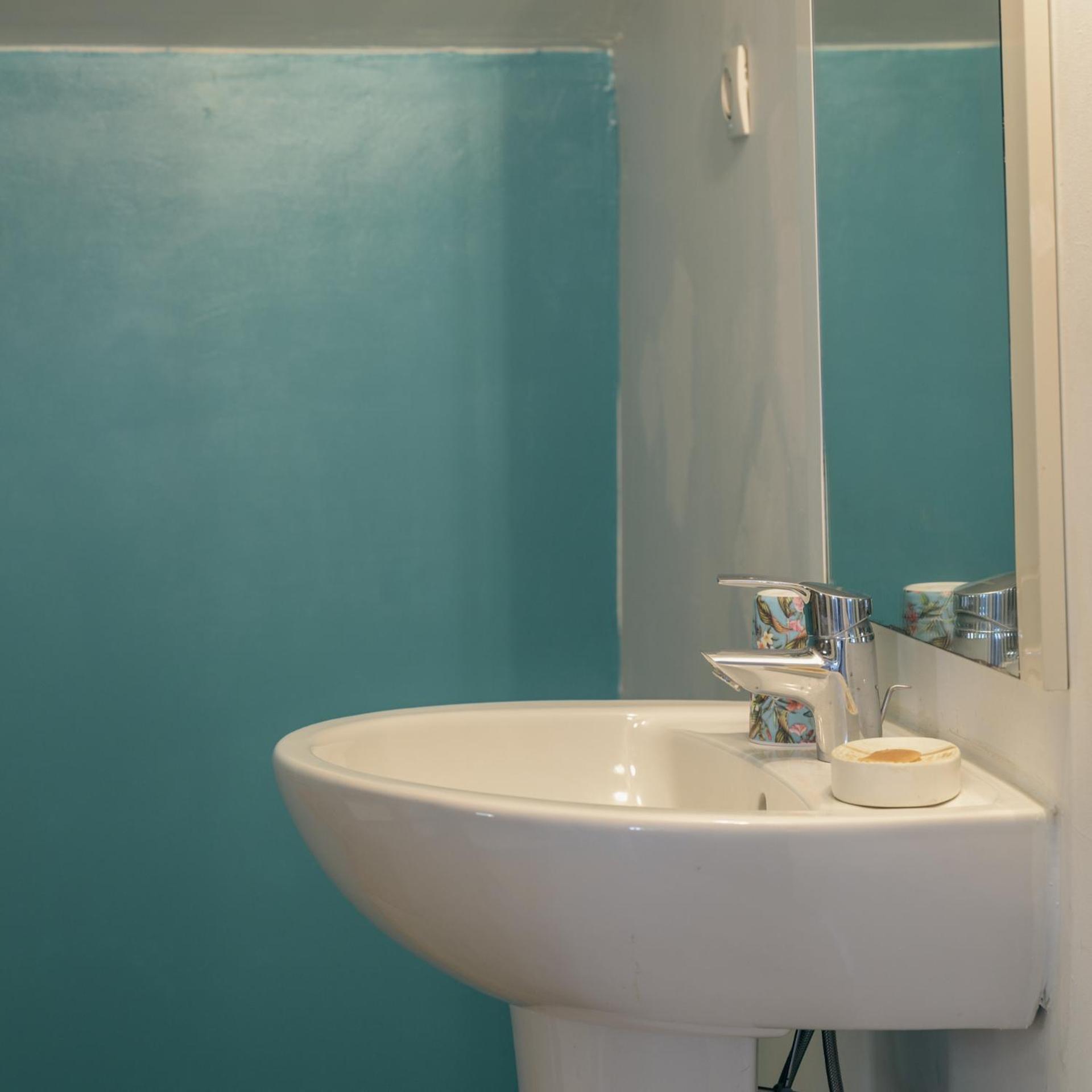 Gites De La Soulondre Lodeve Room photo