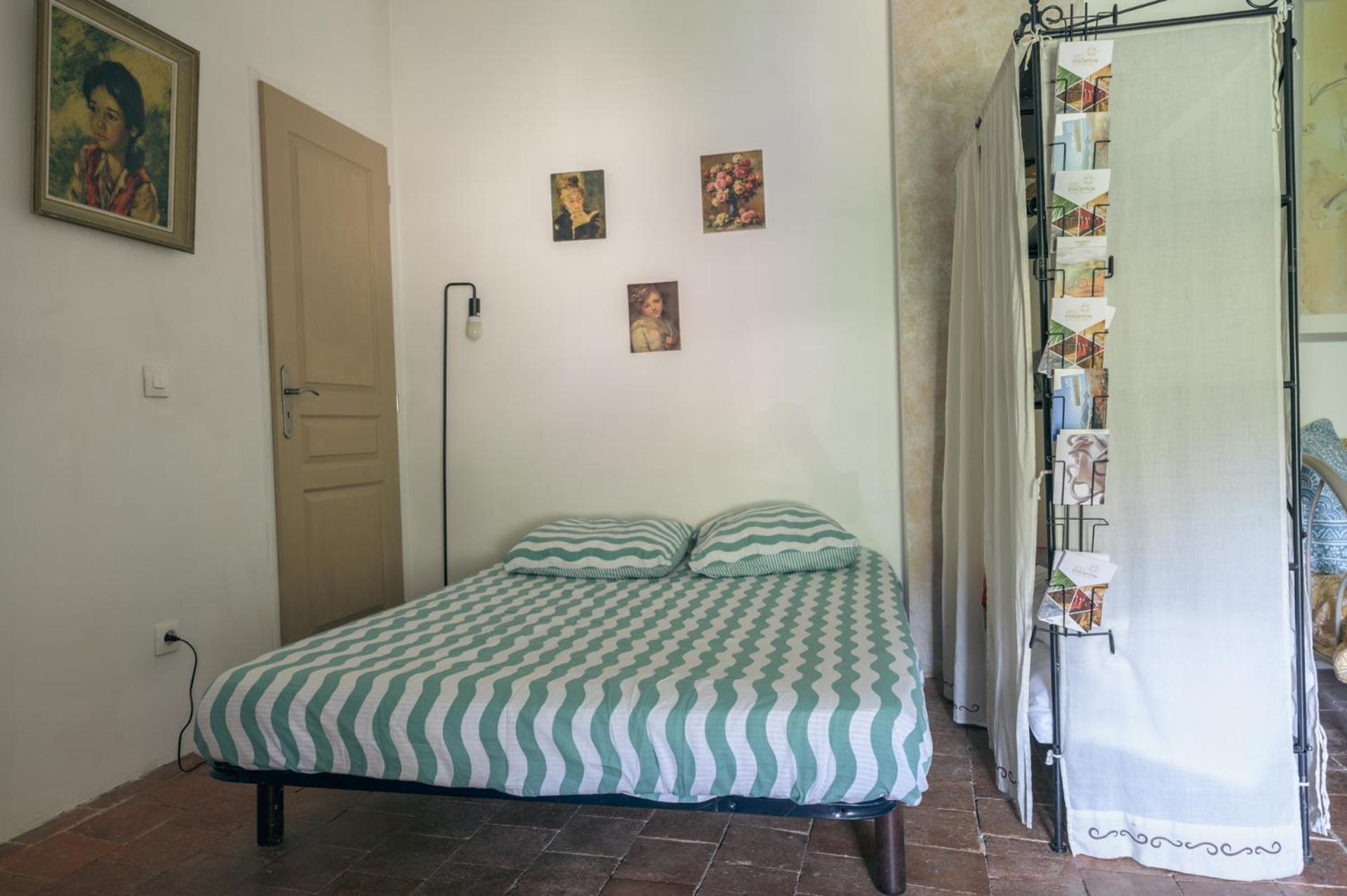 Gites De La Soulondre Lodeve Room photo